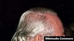 Карлхайнц Штокхаузен по-новому подошел к использованию физического и звукового пространств в музыкальном исполнительстве