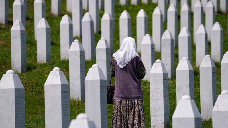 Historičar Greif najavio reviziju izvještaja koji negira genocid u Srebrenici