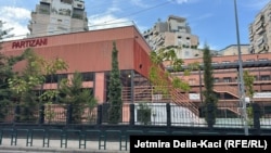 Gjimnazi "Partizani" në Tiranë, një nga 20 shkollat me kamera inteligjente.