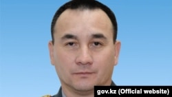 Former Kazakh Defense Minister Murat Bektanov (file photo)