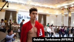<strong>&quot;Mister Universal Ambassador Kyrgyzstan 2019&quot;&nbsp;</strong>сынагы Бишкектеги эс алуу борборлорунун биринде өтүп, ага 29 жигит катышты.&nbsp;