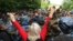 Во время угрозы разработки Куштау активисты обращалась в Гринпис и получали от организации "профессиональные, со ссылками на нормативные документы, ответы". Протесты на горе Куштау в 2020 году 
