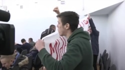 Protester Disrupts Graffiti Artists' Trial In Minsk