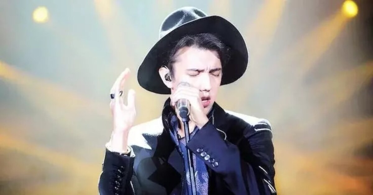 Әдемі жалаңаш жетілген әйелдер үйдегі фотосуреттер Кристен Николь порно жұлдыз