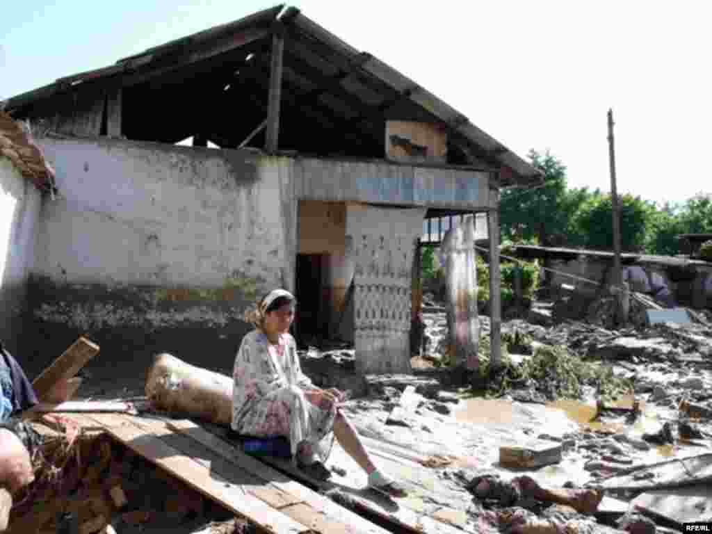 Кӯлоб пас аз як соли селхезӣ #15