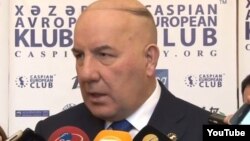 Эльман Рустамов