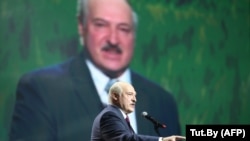 Aljakszandr Lukasenka beszédet mond Minszkben