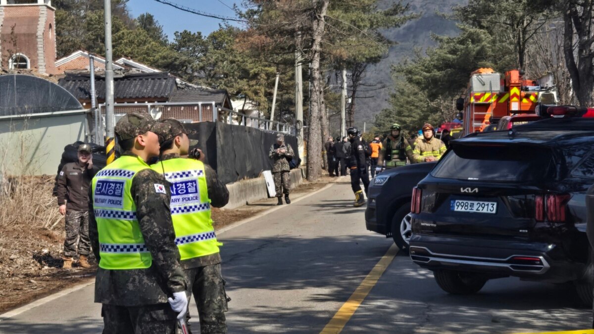 სამხრეთ კორეის არმიის გამანადგურებლებმა შეცდომით დაბომბეს სოფელი