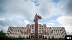 Statuia lui Lenin la Tiraspol