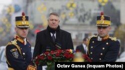 Un deținut de la Penitenciarul Aiud va mai executa un an de închisoare pe lângă restul pedepsei de 12 ani și jumătate pe care o mai are de executat pentru omor, după ce l-a amenințat pe șeful statului cu moartea pentru că a refuzat să-l grațieze
