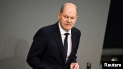 Olaf Scholz parlamenti beszéde Berlinben 2023. március 2-án