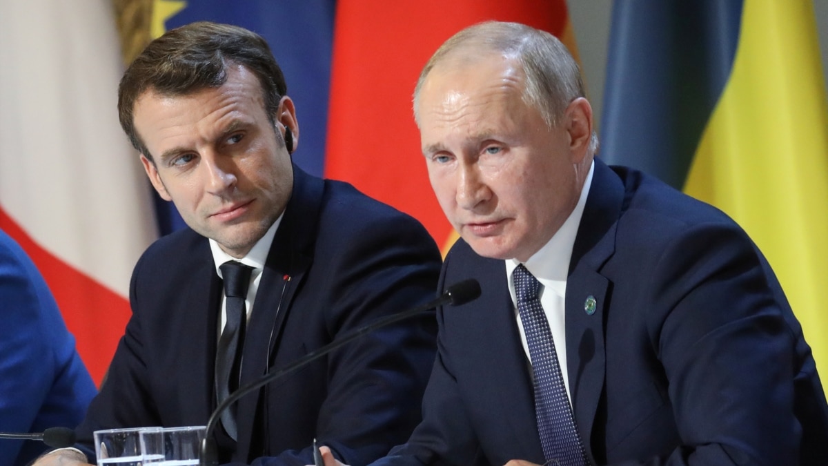 Macron, Putin To Talk Amid Escalating Tensions Over Ukraine - Vimarsana News