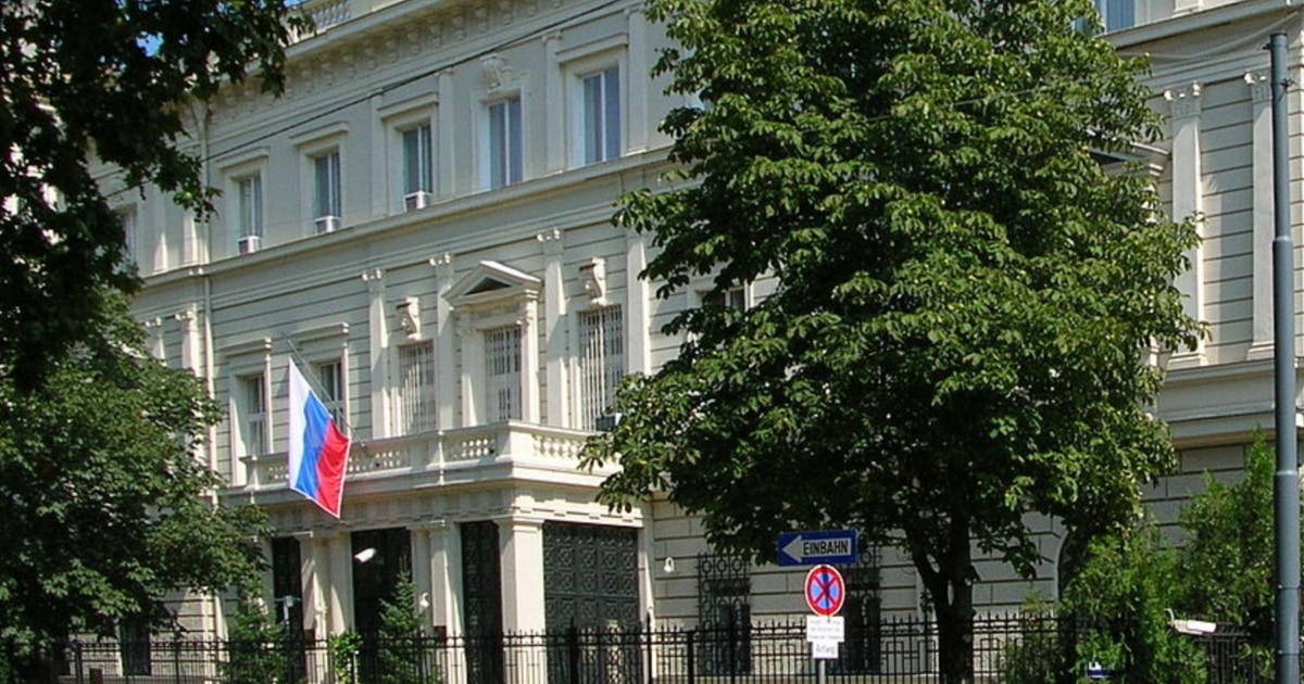 ავსტრია ოთხ რუს დიპლომატს აძევებს
