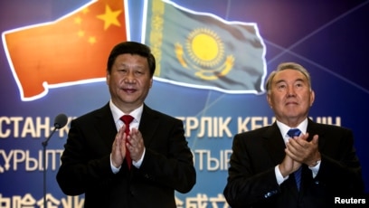 Құлдармен бірге порно