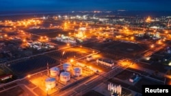 „ლუკოილის“ ნავთობგადამამუშავებელი ქარხანა ვოლგოგრადის ოლქში (ფოტო არქივიდან)