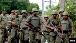 رییس جمهوری فیجی ، قرار است به سرعت دولت موقت تشکيل داده و پس از آن با برگزاری انتخابات دموکراتيک، نخست وزير و کابينه انتخاب شوند.