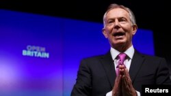 Tony Blair duke folur sot në një konferencë proevropiane në Londër