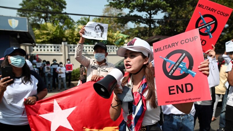 Birmada agdarylyşyga garşy protestler dowam edýär, BMG tussag edilenleri boşatmaga çagyrýar 