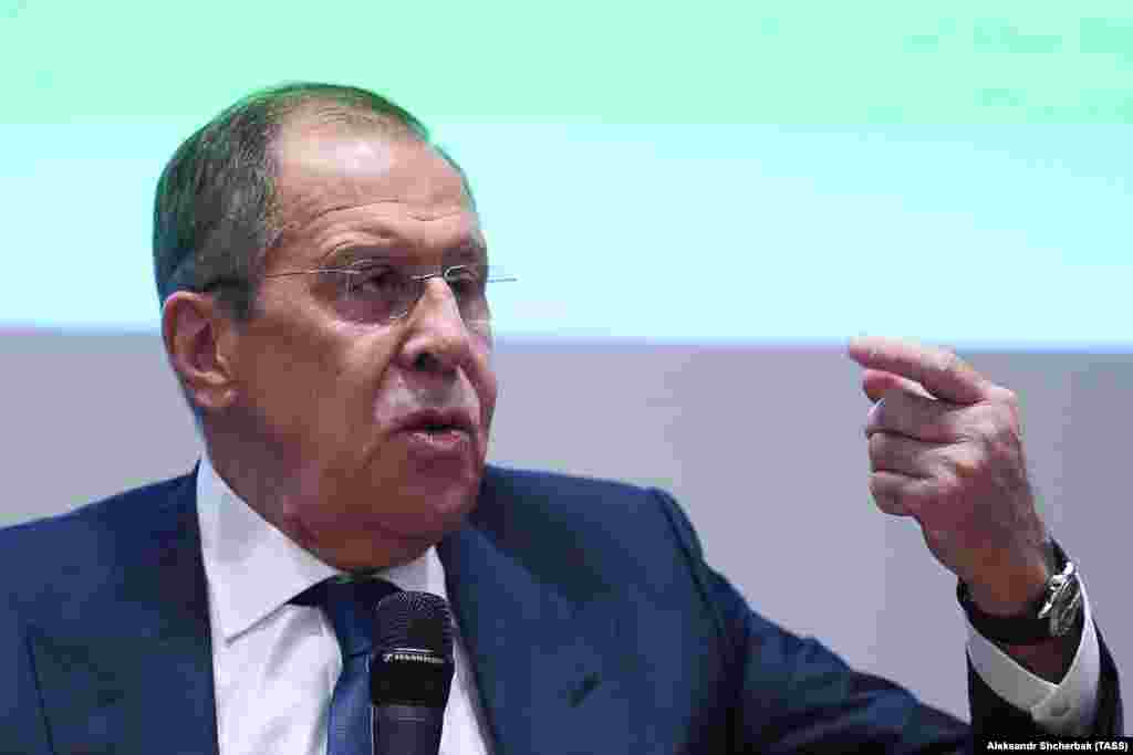 РУСИЈА - Рускиот министер за надворешни работи Сергеј Лавров изјави дека Соединетите Држави немаат доказ дека Москва распоредила ракета со среден дострел со што го крши Договорот за распределба на нуклеарни сили.