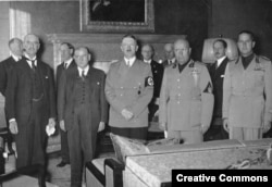 Участники Мюнхенского соглашения 1938 года дали повод Кремлю утверждать, что Сталин был ничуть не хуже