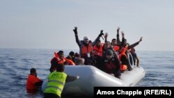 Мигранты и беженцы на острове Лесбос