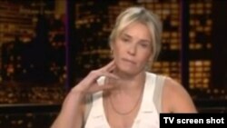 Chelsea Handler u TV emisiji "Chelsea Lately"