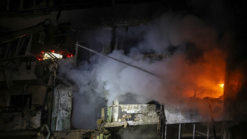 კიევში ექვსამდე გაიზარდა რუსული რაკეტებითა და დრონებით შეტევის შედეგად დაღუპულთა რიცხვი