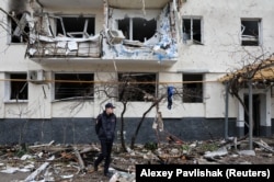 Пожежа в житловому будинку в Севастополі внаслідок вибуху, 23 березня 2026 року, фото REUTERS