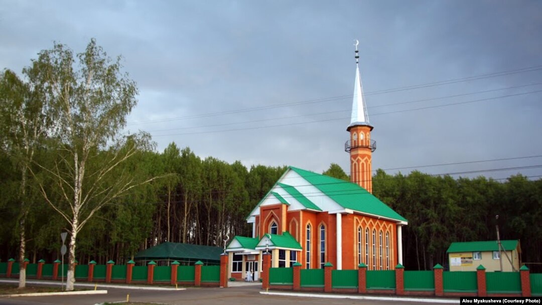 Зәки Айзатуллин мөфтиятенә караган мәчет