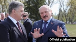 Пятро Парашэнка і Аляксандар Лукашэнка ў Чарнобылі, 26 красавіка 2017 году