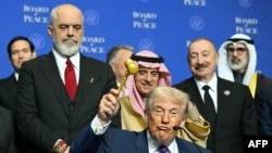 Президент США Дональд Трамп на заседании Совета мира в Вашингтоне, 19 февраля 2026 года