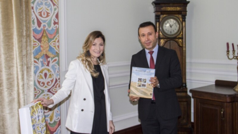 На встрече с послом Ирака Эмине Джеппар рассказала о «многочисленных нарушениях прав человека» в Крыму