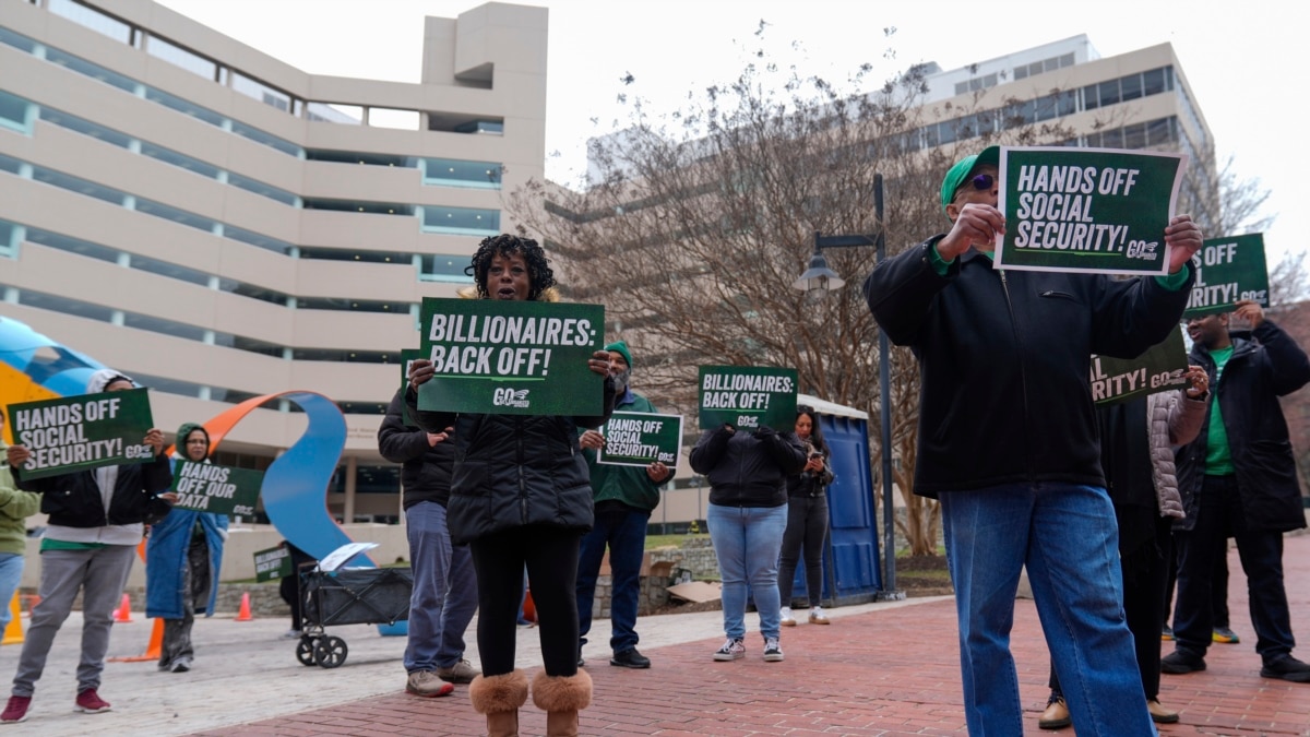 აშშ-ის სასამართლომ მასკის უწყებას კონფიდენციალურ მონაცემებზე წვდომა შეუჩერა