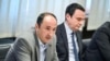Liburn Aliu, një nga themeluesit e Lëvizjes Vetëvendosje, dha rishtazi dorëheqje si ministër i Mjedisit, shihet pranë kryetarit të Vetëvendosjes, Albin Kurti, gjatë një ngjarjeje më 2023.