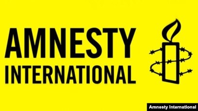 Ірі пландағы свингердің порно видеолары Мен жыныстық қатынасқа түскім келеді, бірақ күйеуім жұмыста.