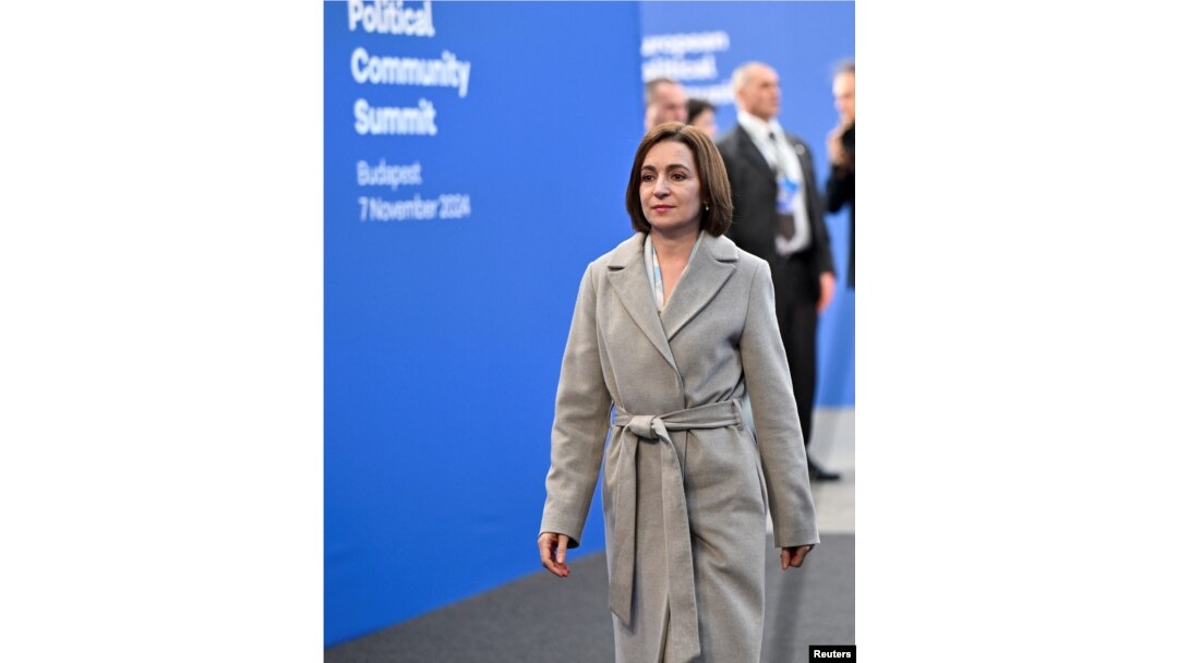 Summitul din capitala ungară este prima „ieșire în lume” a Maiei Sandu după realegerea în fruntea statului la 3 noiembrie.