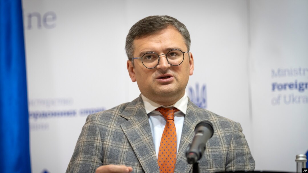 Ministrul ucrainean de Externe, Dmitri Kuleba, speră că, în ciuda neînțelegerilor din Congresul SUA, sprijinul american pentru Ucraina să nu fie afectat.