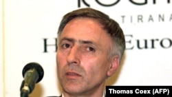 Jakup Krasniqi, april 1999.