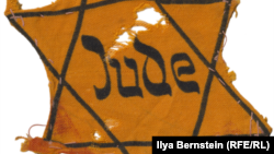 З кнігі Марыі Ральнікайце "Я павінна распавесьці"