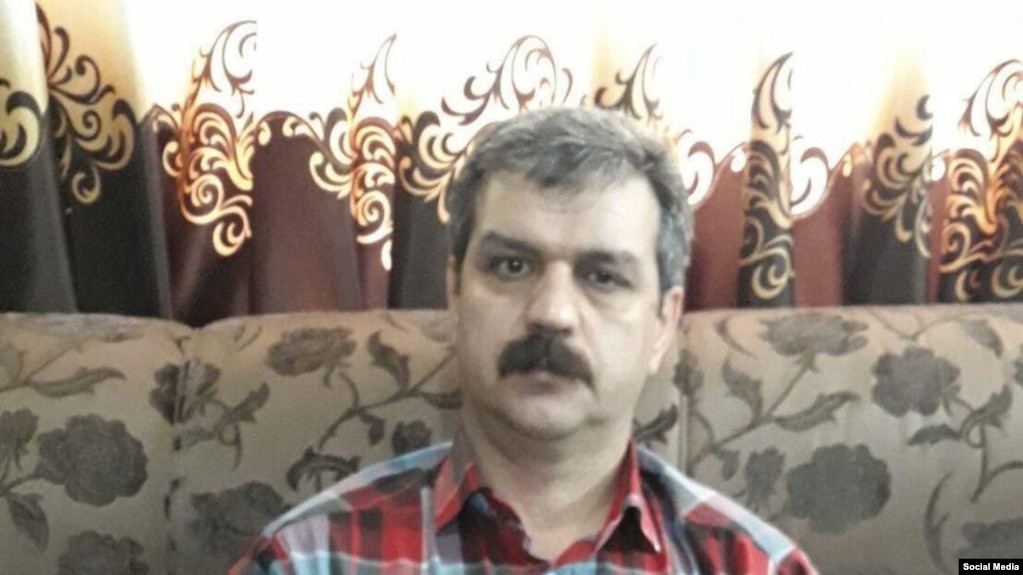 Labor activist Reza Shahabi after his release from prison on February 8, 2018. It is clearly visible that a stroke he had in jail left his left side damaged.