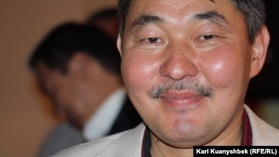 Android жүйесінде сексуалды қыздар Биік өкшелі туфлидегі жалаңаш суреттер