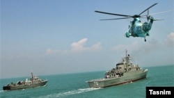 Машқҳои низомии Эрон дар Iran begins navy drill off Strait of Hormuz as US newly wary