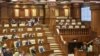 Парламент Молдови знову відправив уряд у відставку