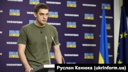 Обраний мер Мелітополя Іван Федоров, який перебуває на вільній території України, регулярно повідомляє про вибухи в місті та його околицях