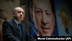 Turski predsjednik Recep Tayyip Erdogan, tokom obraćanja na konferenciji AKP, 30. marta 2018.