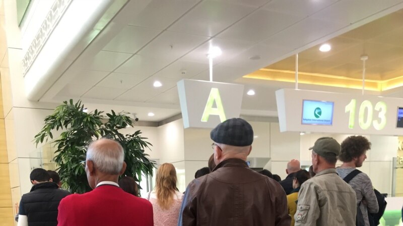 Daşarda galan raýatlaryň ýene bir tapgyry ýurda getirildi, olara COVID-19 garşy sanjym edilýär