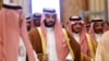 محمد بن سلمان، ولیعهد عربستان سعودی (نفر سوم از سمت راست)