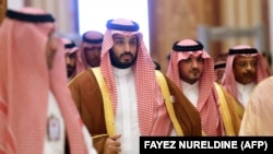 محمد بن سلمان، ولیعهد عربستان سعودی (نفر سوم از سمت راست)