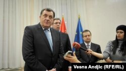 Milorad Dodik, Aleksandar Vučić i Ivica Dačić u Beogradu, decembar 2015.