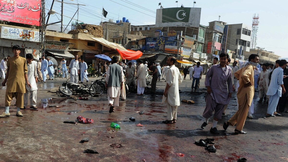 Deadly Bomb Blast Hits Shi'ite Rally In Pakistan